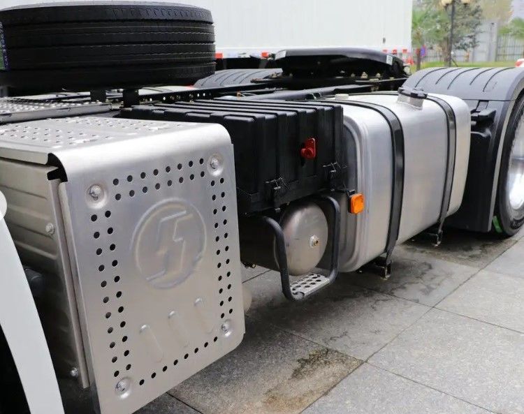 SHACMAN X3000 4x2 Тракторы с головкой прицепа Сильный тракторный грузовик 375hp WEICHAI двигатель
