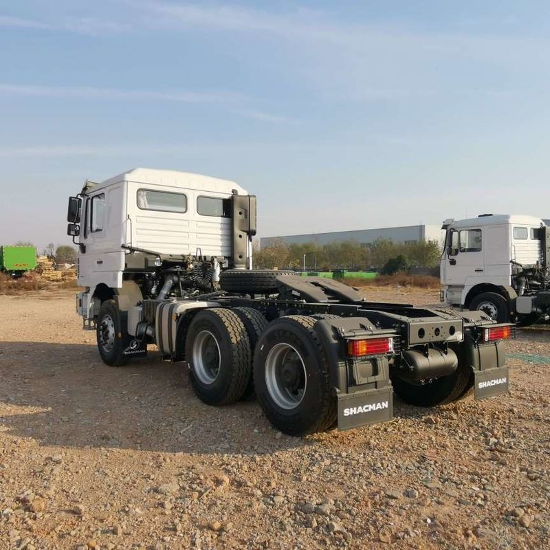 Красный SHACMAN F3000 375HP Euro V 6-колесный трактор голова 4x2 WEICHAI двигатель
