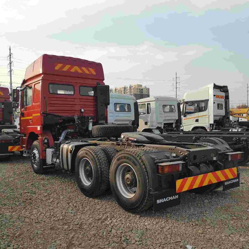 Красный SHACMAN F3000 375HP Euro V 6 колесная головка трактора 4x2 WEICHAI двигатель