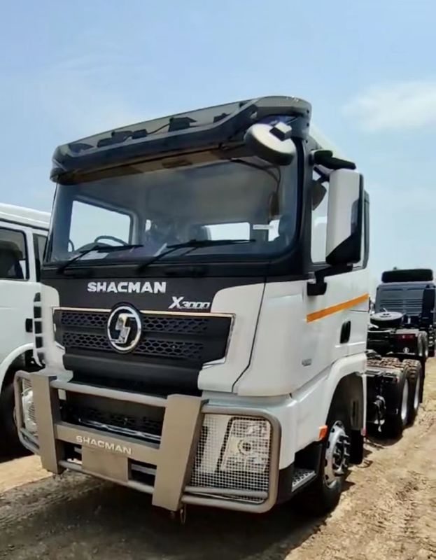 Тракторная головка Евро 3 10 колесные машины SHACMAN 450hp X3000 6*4 Тракторный грузовик Использованный транспорт Строительство