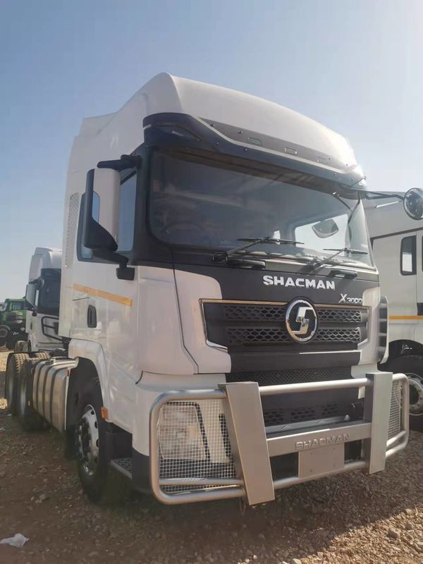 SHACMAN X3000 6X4 Тракторная головка 420HP 450HP Тракторный грузовик Single Double Sleeper Правый привод для Танзании