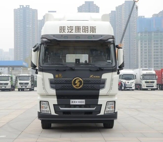 SHACMAN 6 колес X3000 4x2 трактор Левый водитель 420HP Двойной спящий трактор грузовик для Алжира