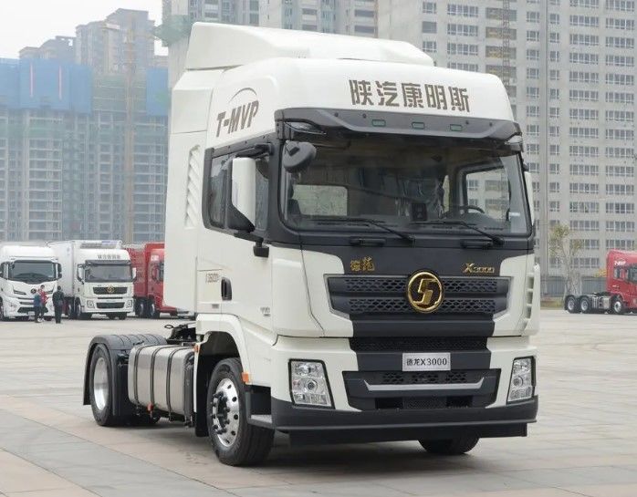 Ручная смена передач 10 колес тракторный грузовик SHACMAN 430hp X3000 4x2 Двойной спальный кабины тракторная головка