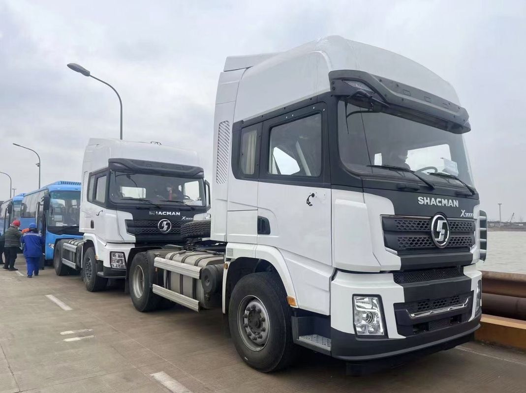 Ручная смена передач 10 колес тракторный грузовик SHACMAN 430hp X3000 4x2 Двойной спальный кабины тракторная головка